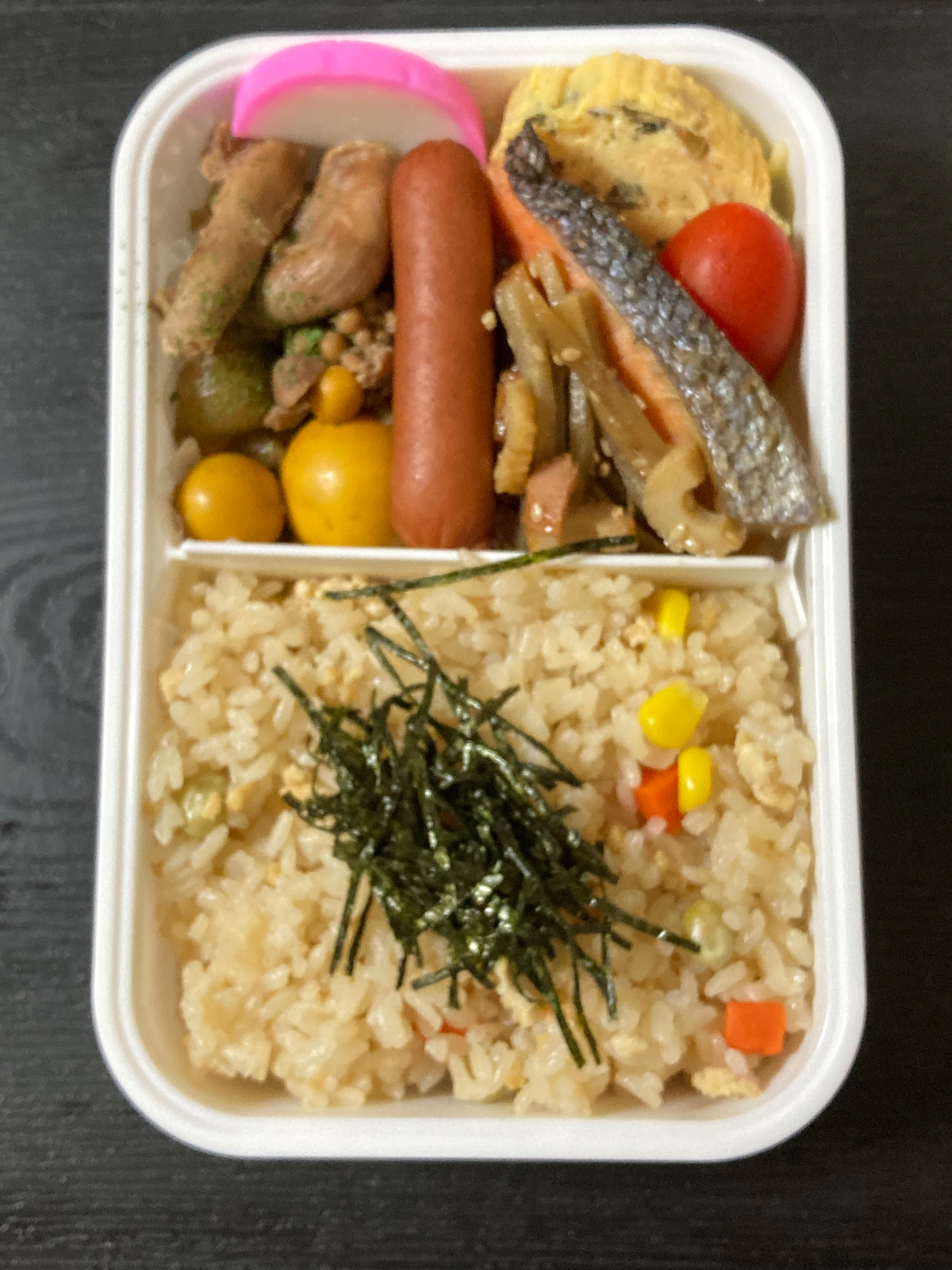 今日のお弁当「炊き込みご飯弁当」