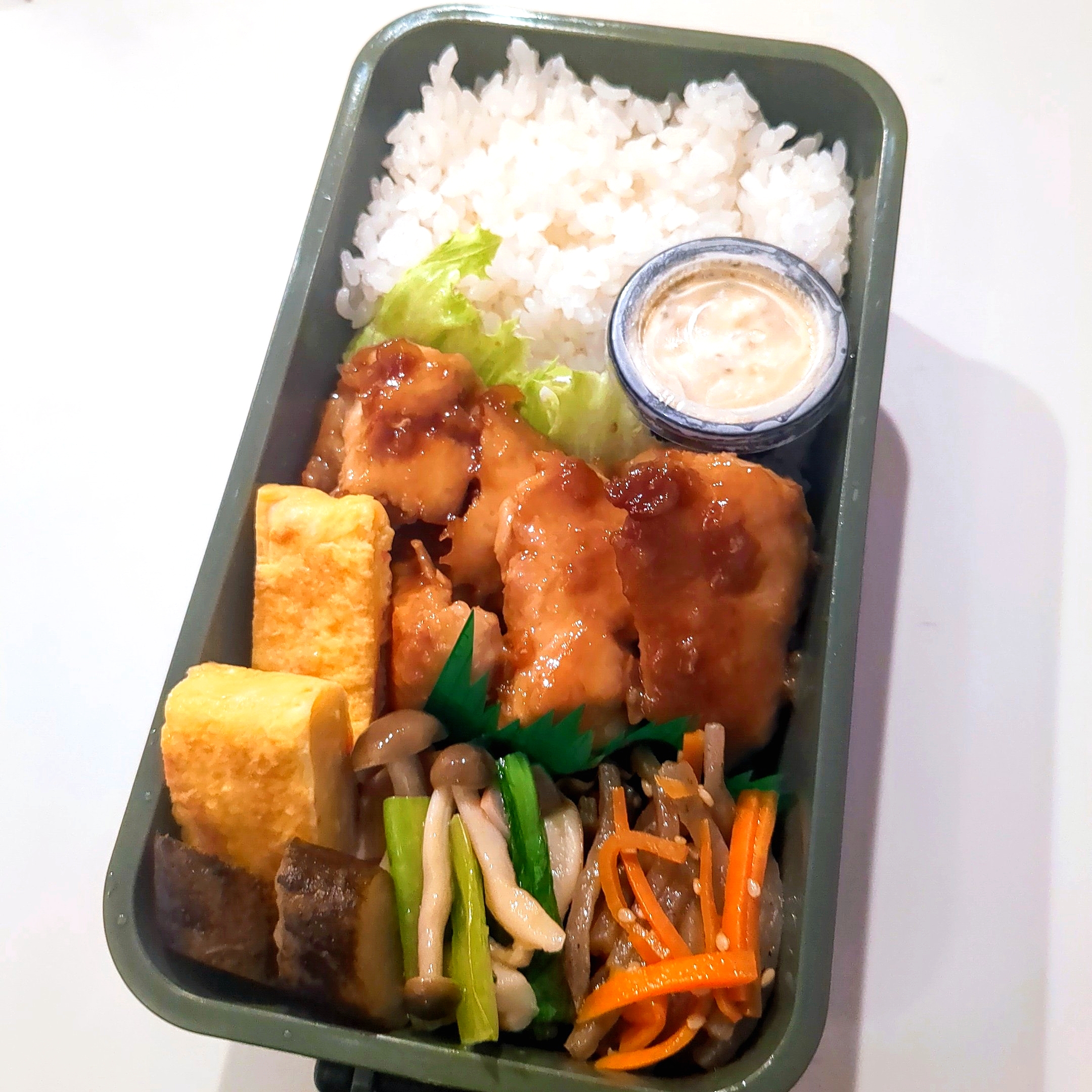 揚げないチキン南蛮弁当🌷