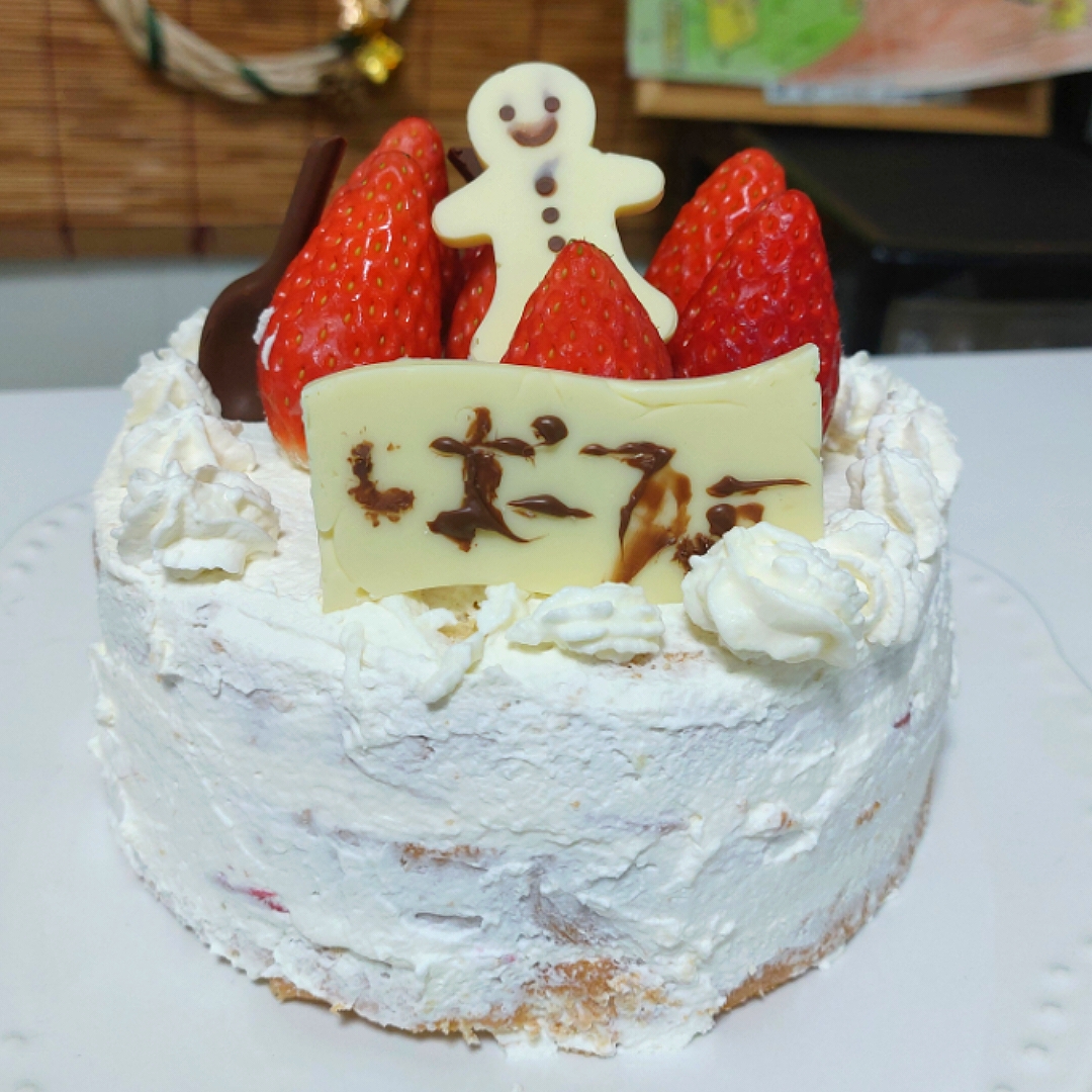 ７歳作👦クリスマスケーキ🍓