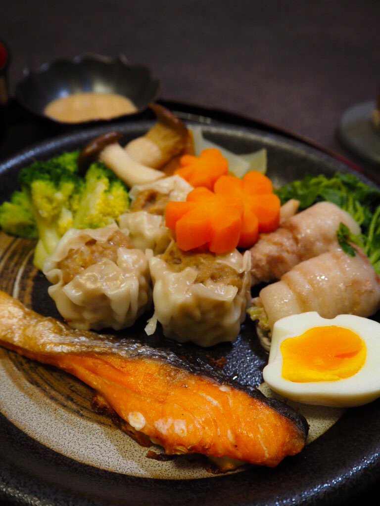 豚肉の豆苗巻きとたっぷり蒸し野菜のワンプレート風♪