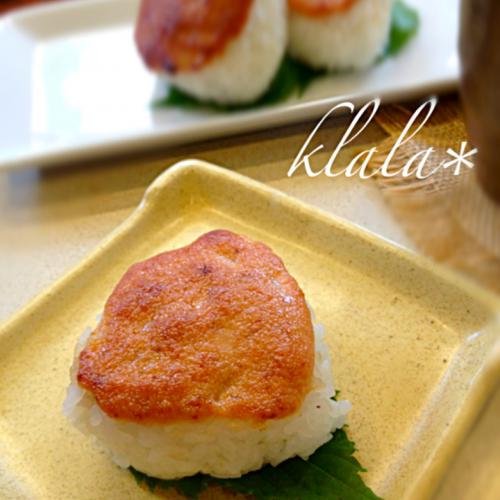 うまい焼きおにぎりが今すぐ食べたい！パパッと作れるレシピ7選